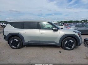 Kia EV9 2024 KIA EV9 LIGHT LONG RANGE, снимка 4