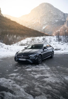 Обява за продажба на Mercedes-Benz E 300 dе 4MATIC ЦЕНА С ДДС ~73 500 лв. - изображение 1