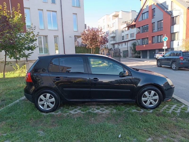 VW Golf 1.9 TDI, снимка 4 - Автомобили и джипове - 47518122