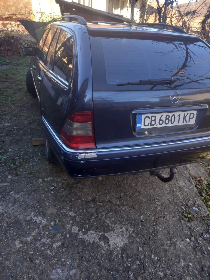 Mercedes-Benz C 230, снимка 2 - Автомобили и джипове - 48137995