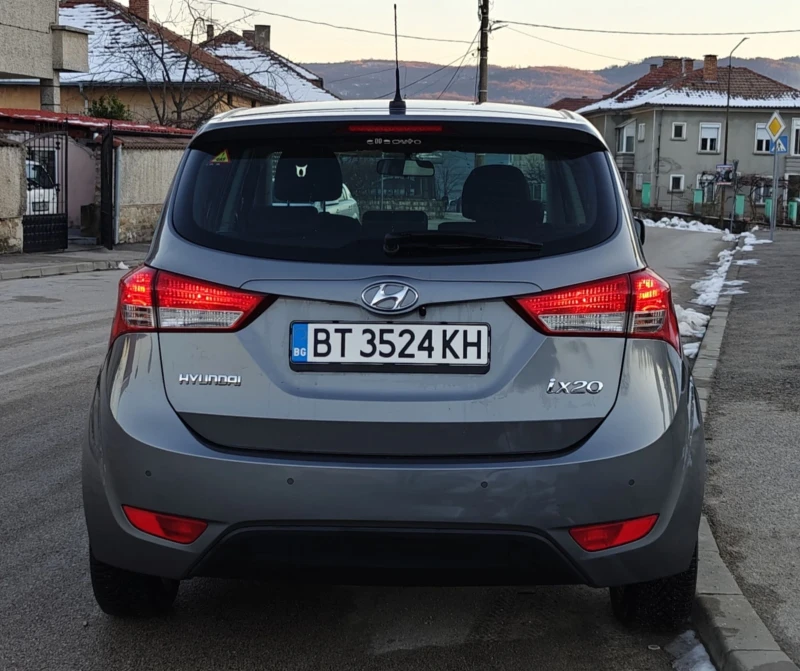 Hyundai Ix20 1.4i Бензин/Газ 2011 г. NAVI, снимка 6 - Автомобили и джипове - 48984996