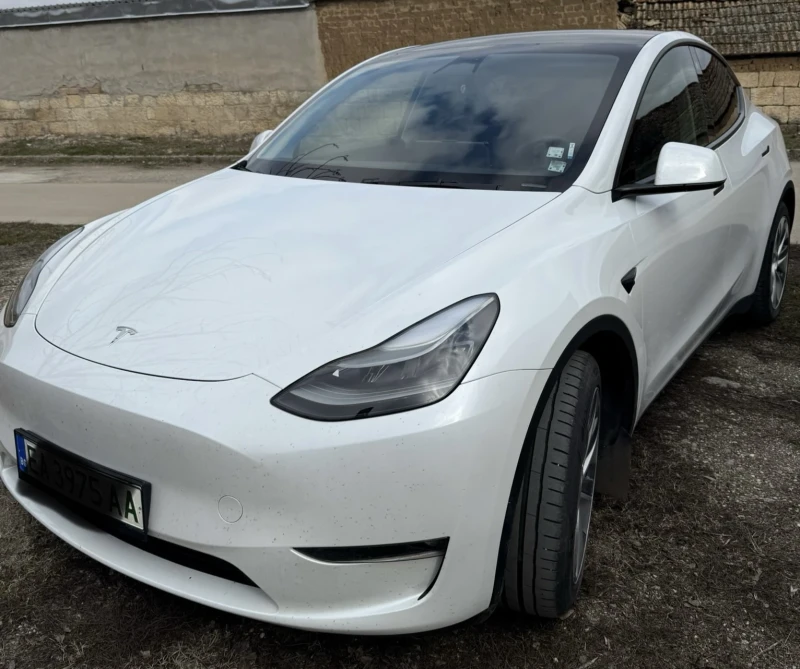 Tesla Model Y, снимка 1 - Автомобили и джипове - 49044522