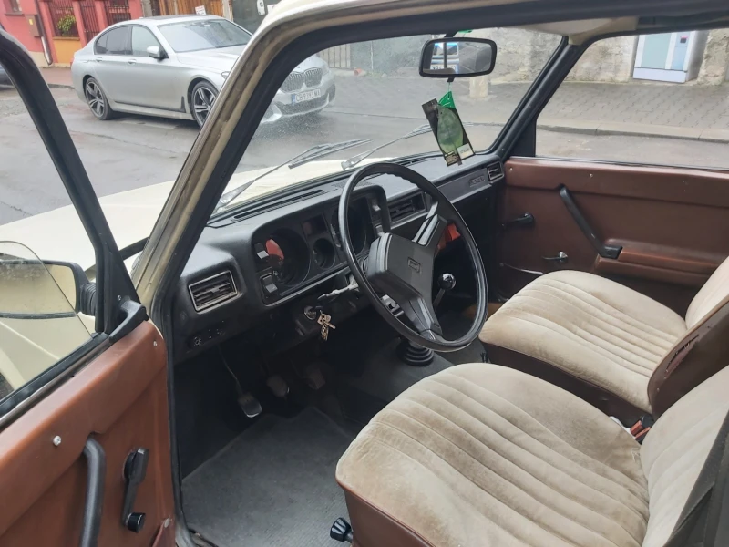 Lada 2105, снимка 2 - Автомобили и джипове - 49185636