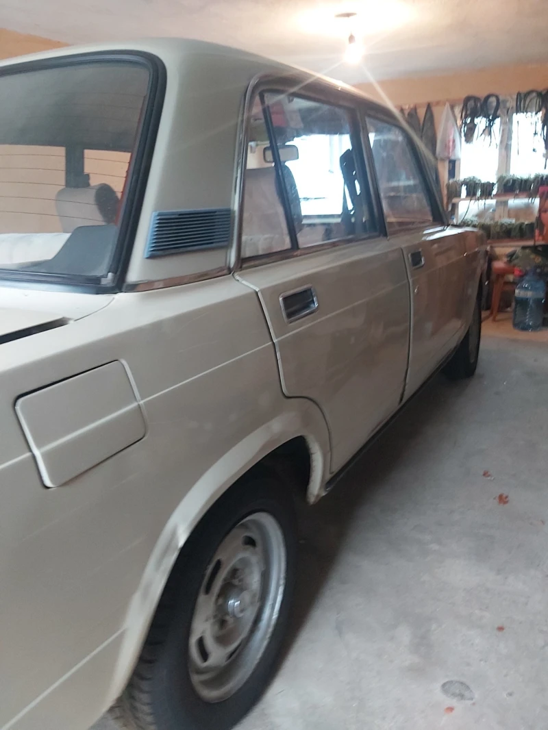 Lada 2105, снимка 7 - Автомобили и джипове - 49185636