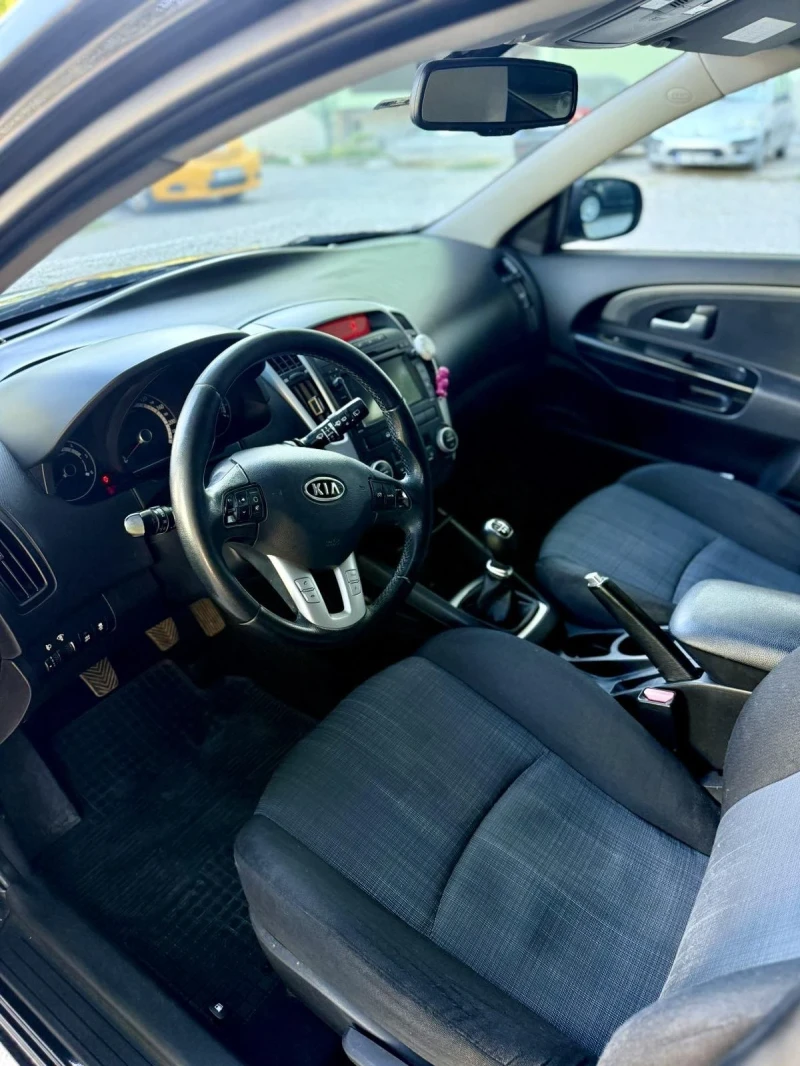 Kia Ceed, снимка 8 - Автомобили и джипове - 51997385