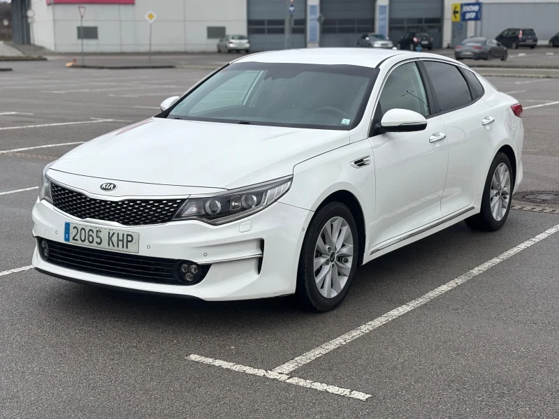 Kia Optima 1.7 crdi ВСИЧКИ ЕКСТРИ !, снимка 3 - Автомобили и джипове - 53398899