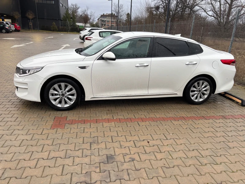 Kia Optima 1.7 crdi  Всички Екстри !, снимка 6 - Автомобили и джипове - 52862984