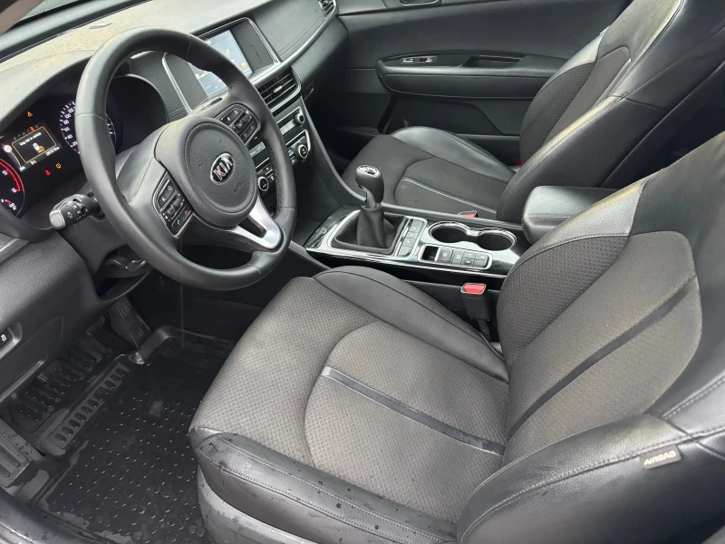 Kia Optima 1.7 crdi  Всички Екстри !, снимка 8 - Автомобили и джипове - 52862984