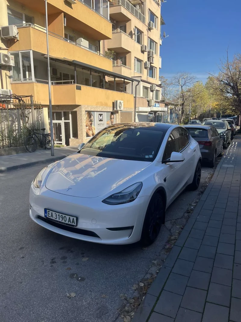 Tesla Model Y Performance , снимка 17 - Автомобили и джипове - 52424988