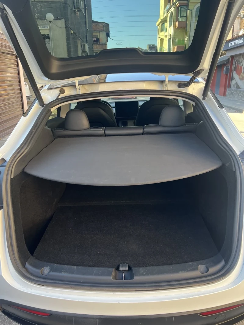 Tesla Model Y Performance , снимка 7 - Автомобили и джипове - 52424988