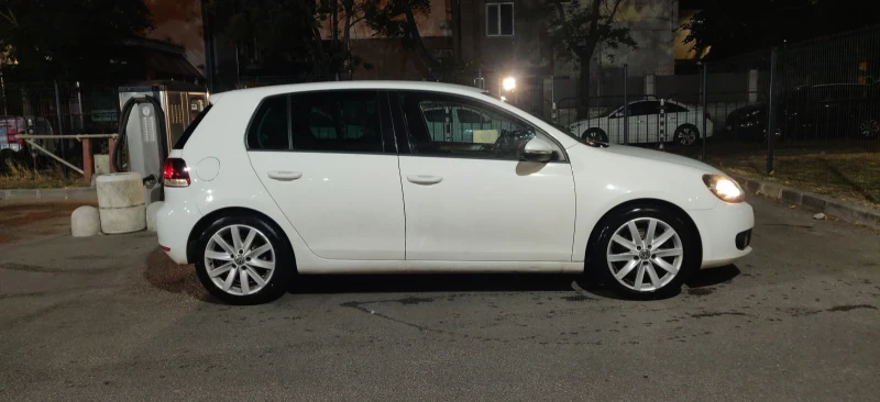 VW Golf, снимка 6 - Автомобили и джипове - 52436455