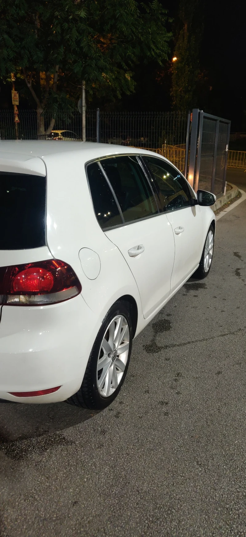 VW Golf, снимка 5 - Автомобили и джипове - 52436455