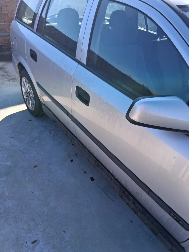 Opel Astra G комби, снимка 2 - Автомобили и джипове - 52470891