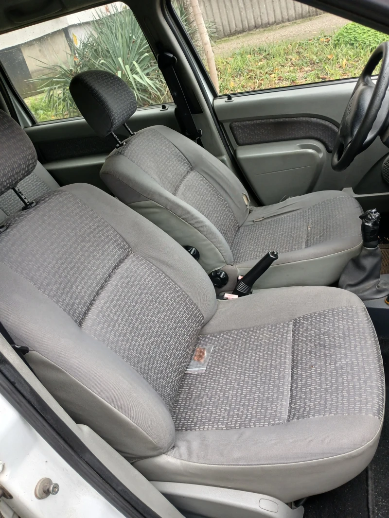 Dacia Logan, снимка 5 - Автомобили и джипове - 52646666