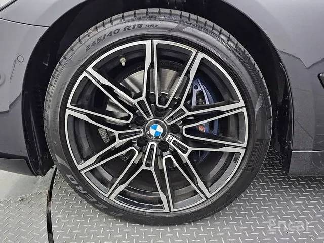 BMW 523 d * M-Package* * HeadUp* AвтоКредит* (ЦЕНА ДО БГ) - изображение 7