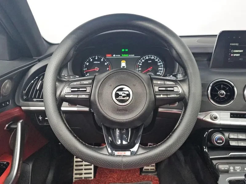 Kia Stinger 3.3 Turbo Awd Gt, снимка 12 - Автомобили и джипове - 55278813