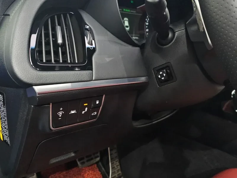 Kia Stinger 3.3 Turbo Awd Gt, снимка 16 - Автомобили и джипове - 55278813