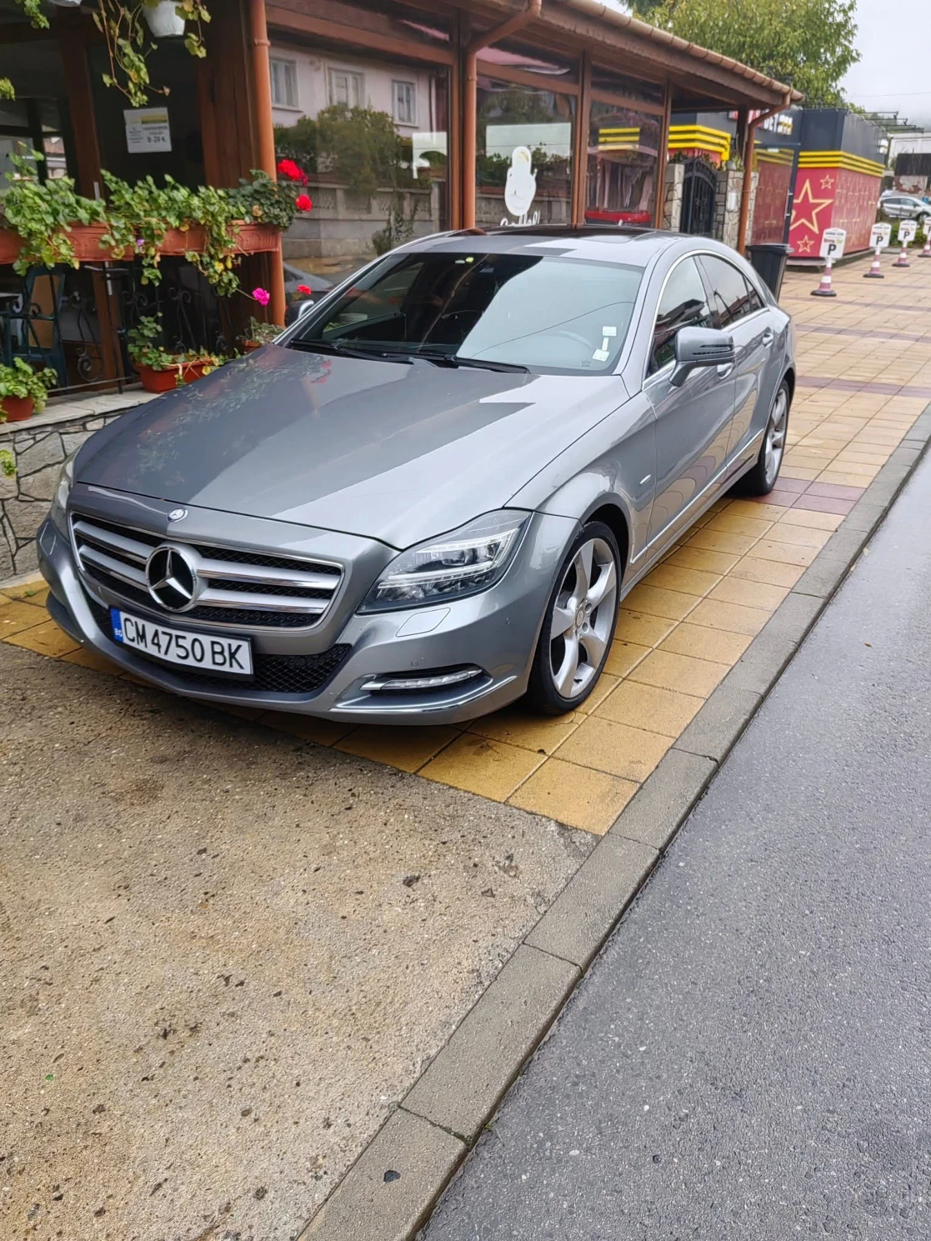 Mercedes-Benz 350, снимка 1