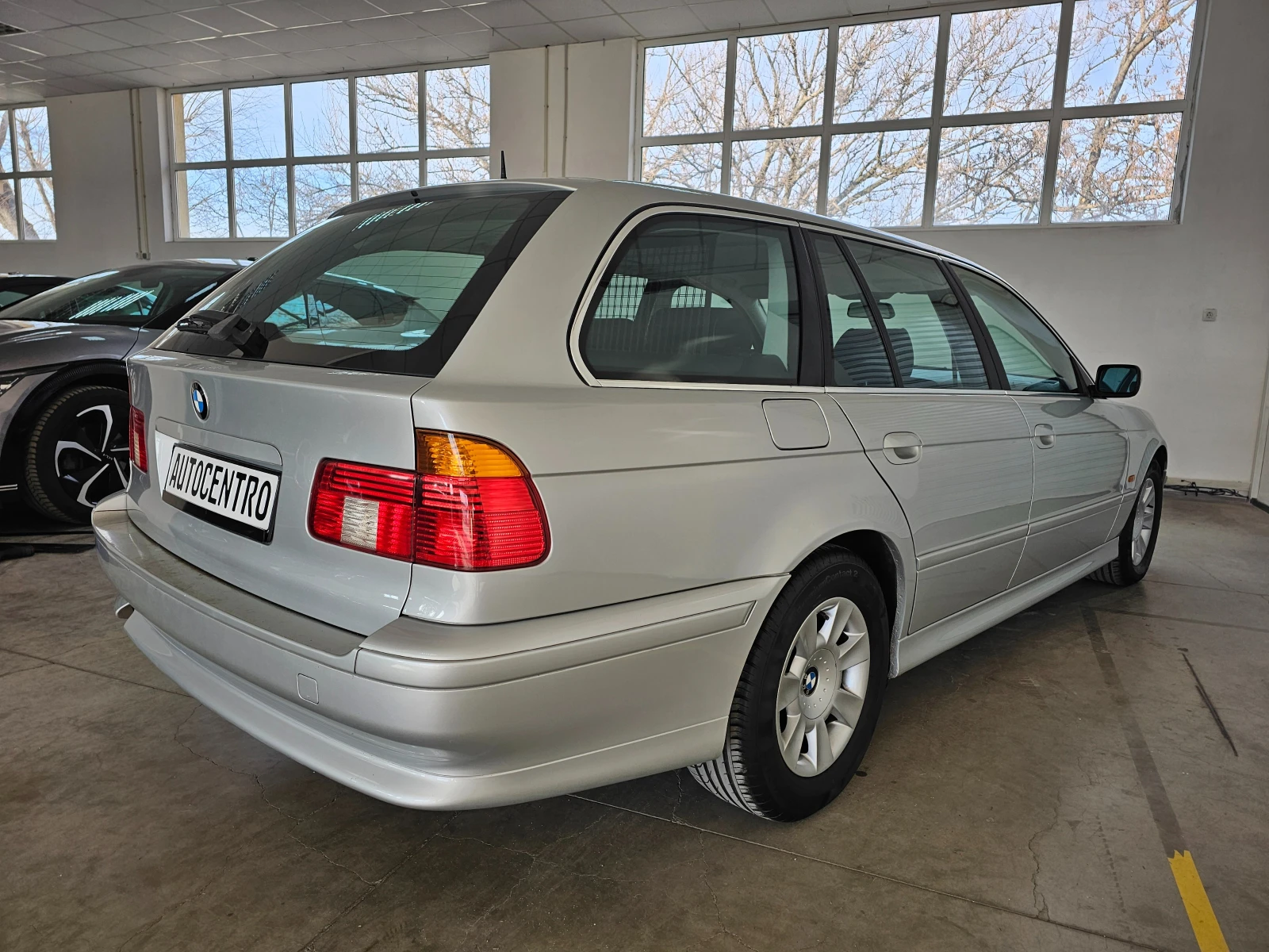 BMW 525 d  Touring 1   | Mobile.bg   13