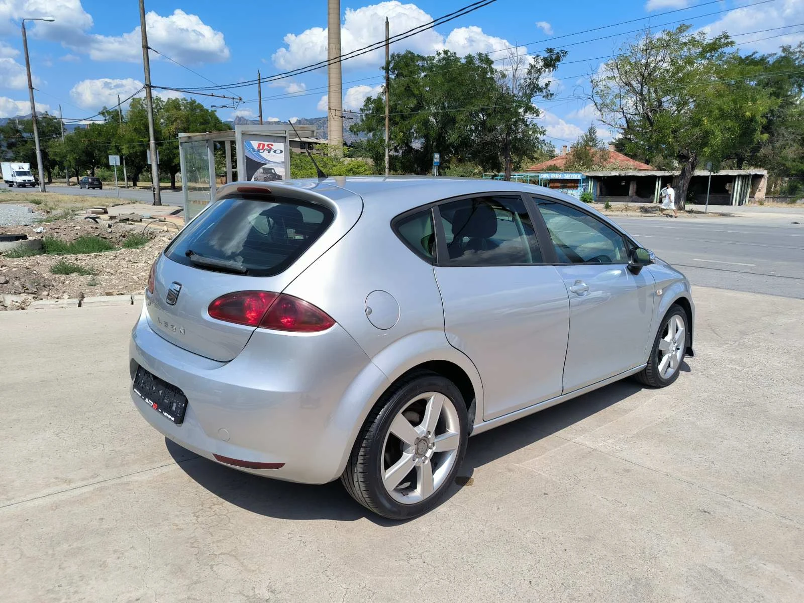 Seat Leon 2.0d-Navi-Kamera-Euro-4 - изображение 5