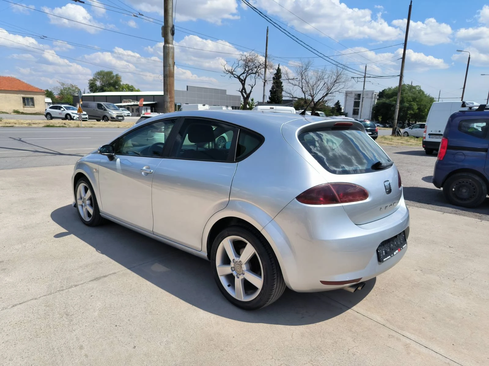 Seat Leon 2.0d-Navi-Kamera-Euro-4 - изображение 7
