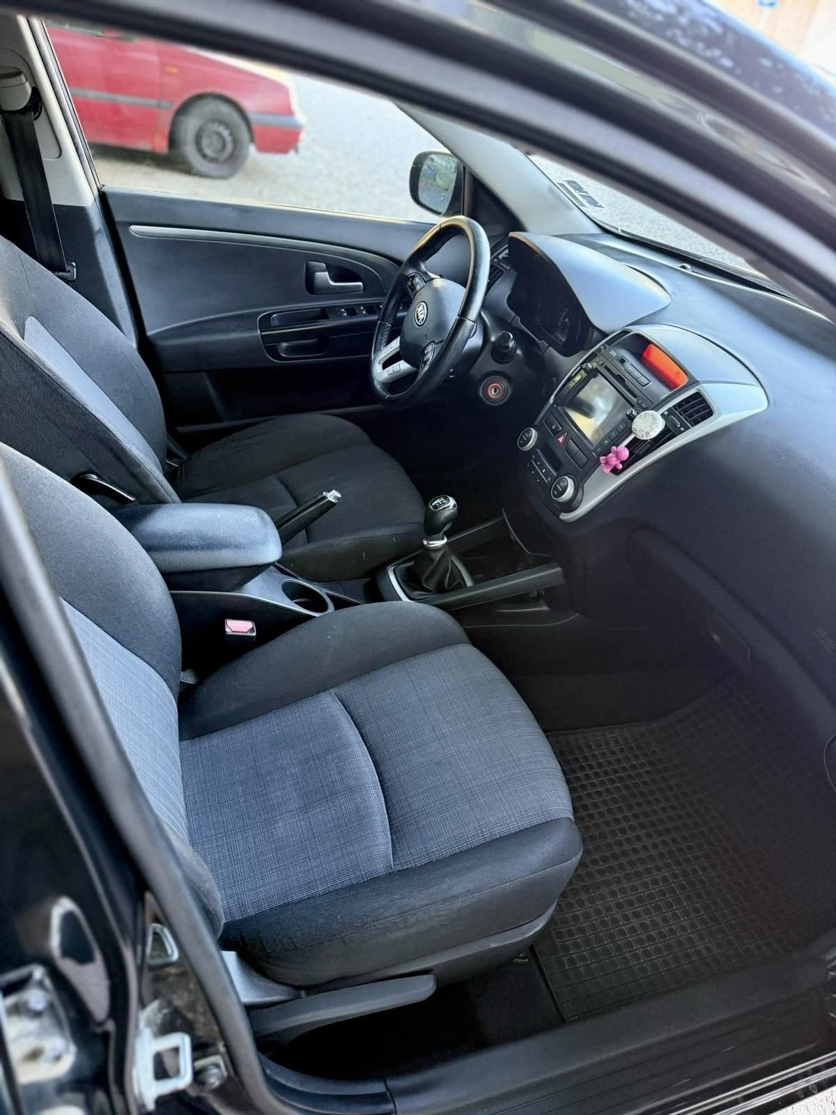 Kia Ceed  - изображение 2