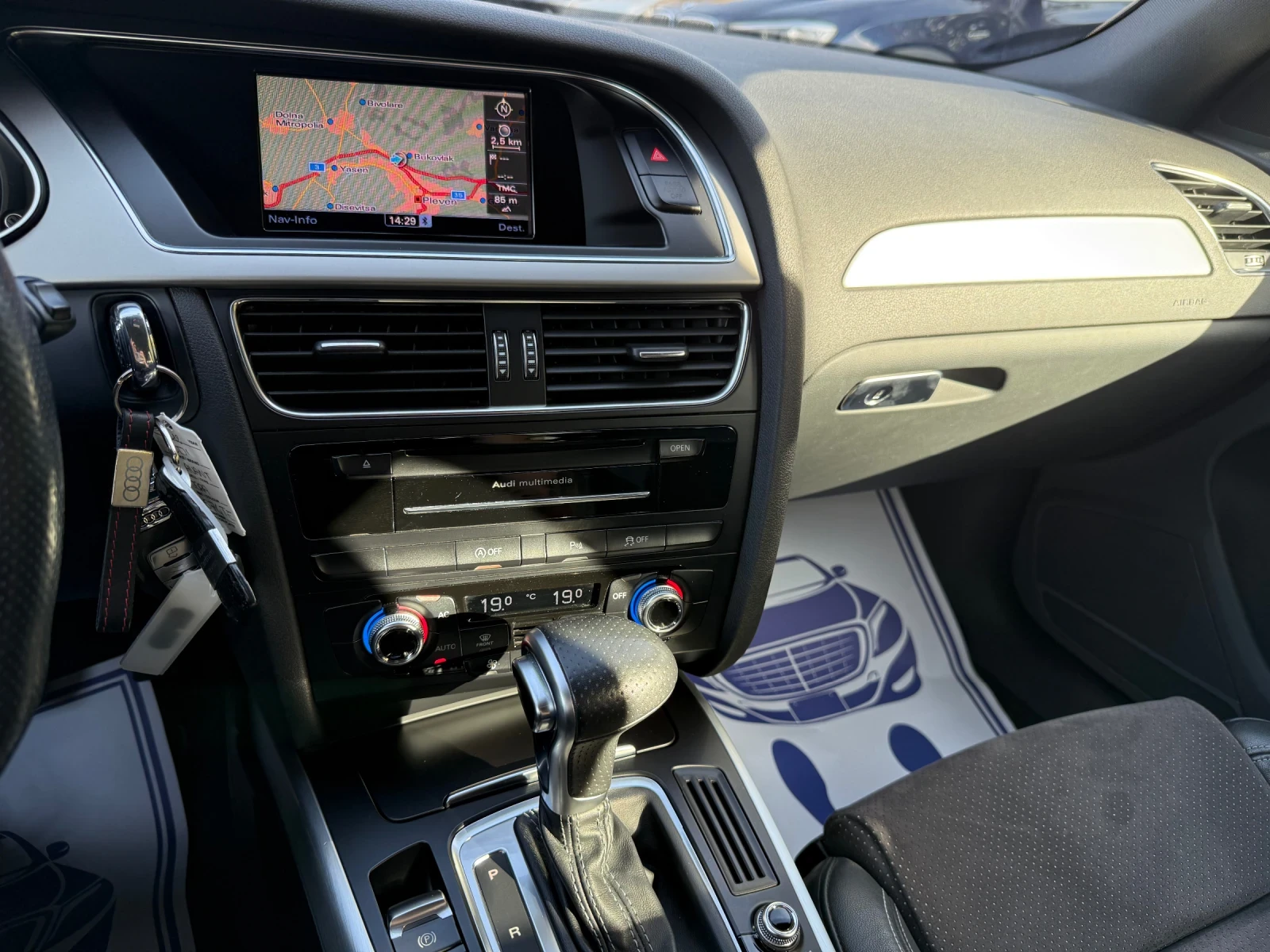 Audi A4 2.0TDI - 177.. - 3 S-LINE | Mobile.bg   16