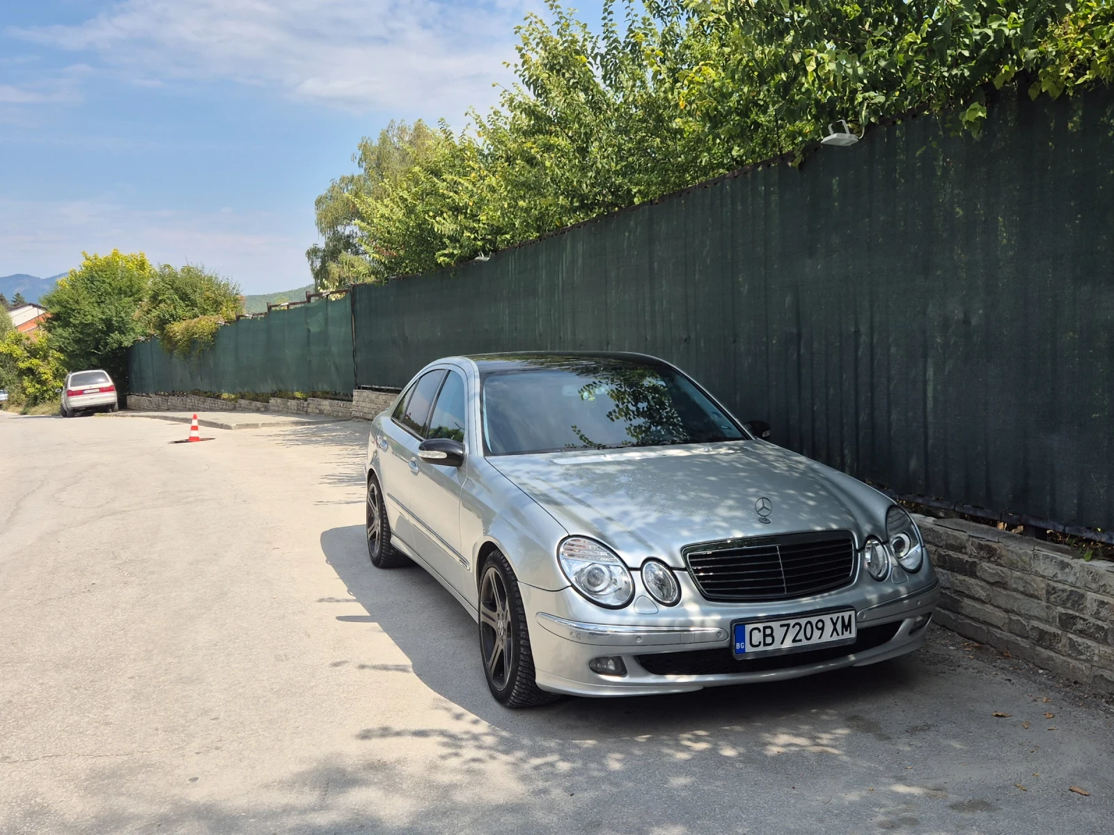 Mercedes-Benz E 280 Редовия мотор - изображение 6