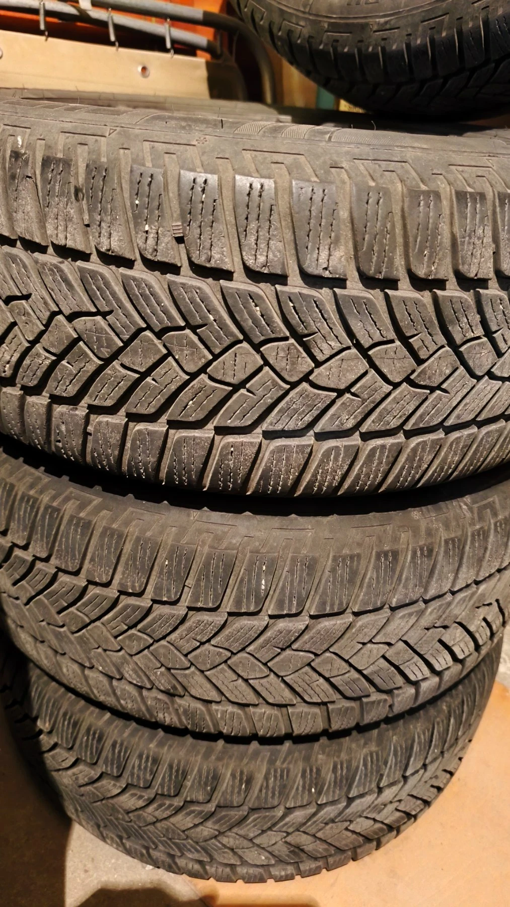 Mercedes-Benz E 280 Редовия мотор - изображение 10