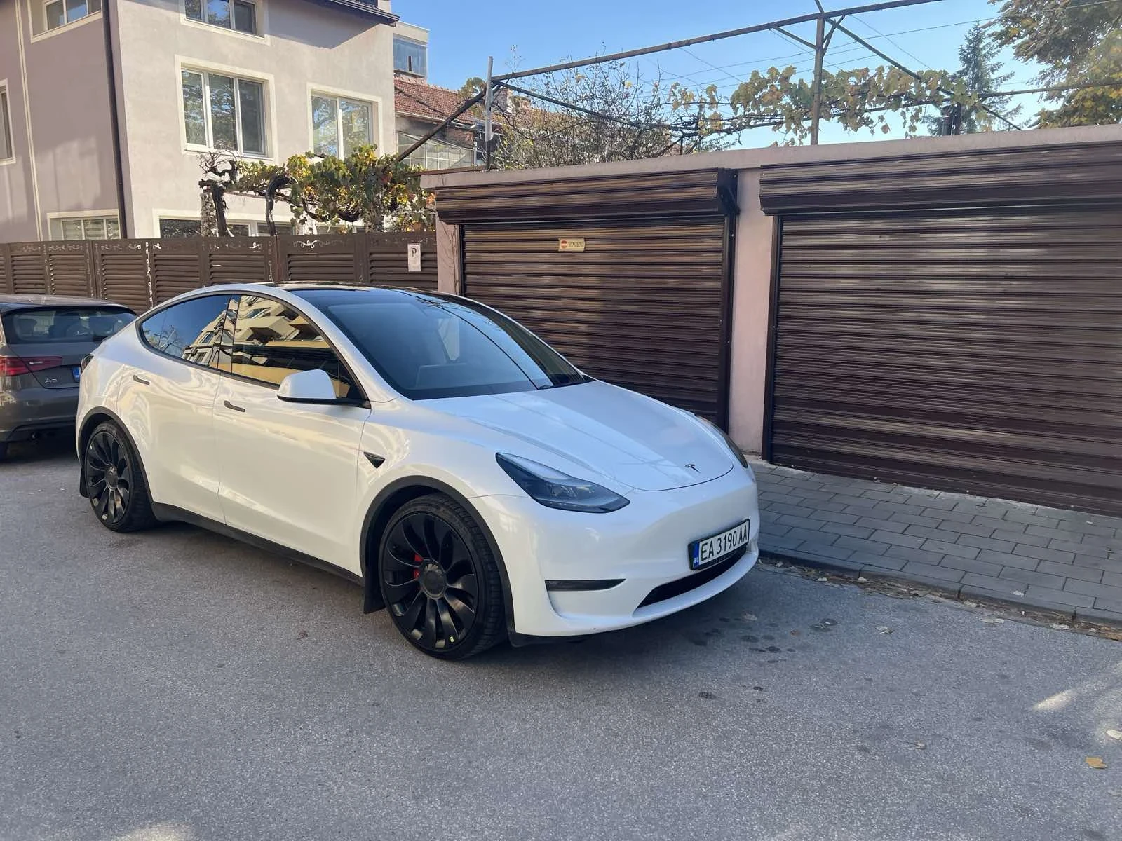 Tesla Model Y Performance  | Mobile.bg � ����������� 16