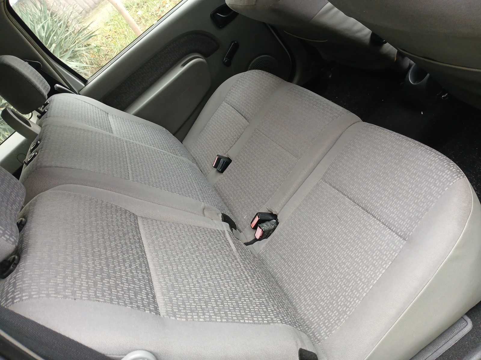 Dacia Logan  - изображение 7