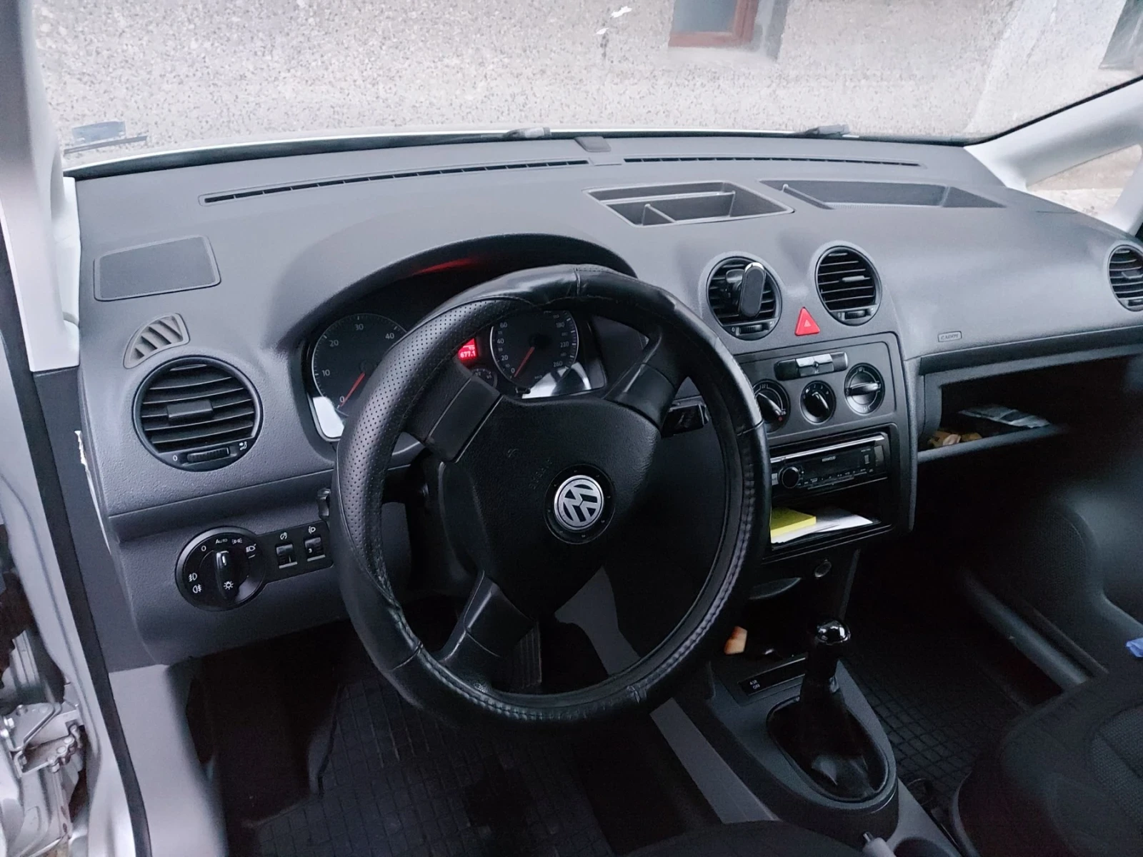 VW Caddy Maxi - изображение 4