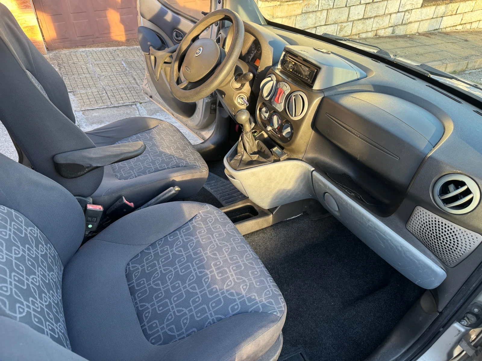 Fiat Doblo 1.9 jtd - изображение 6