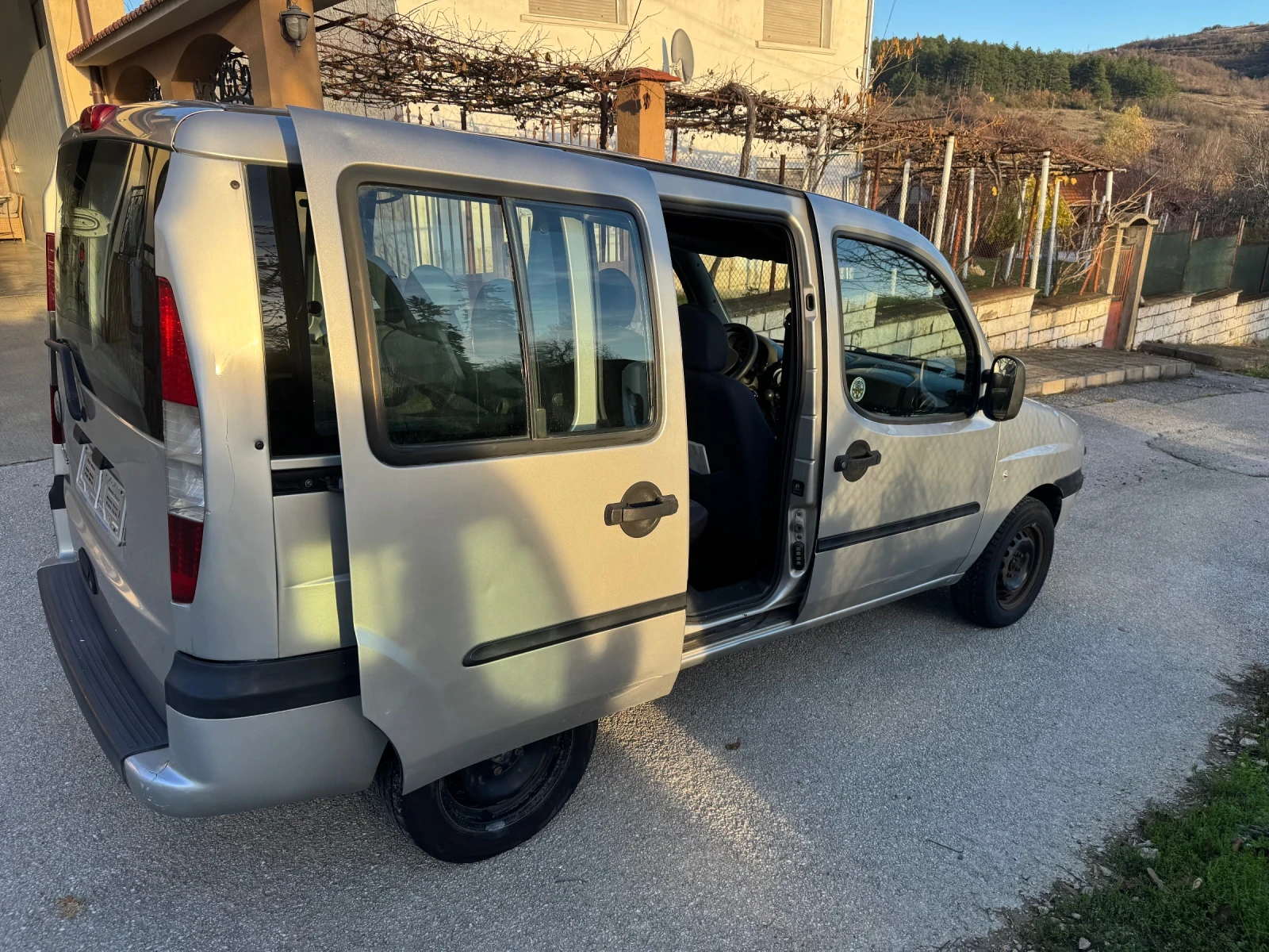 Fiat Doblo 1.9 jtd - изображение 3