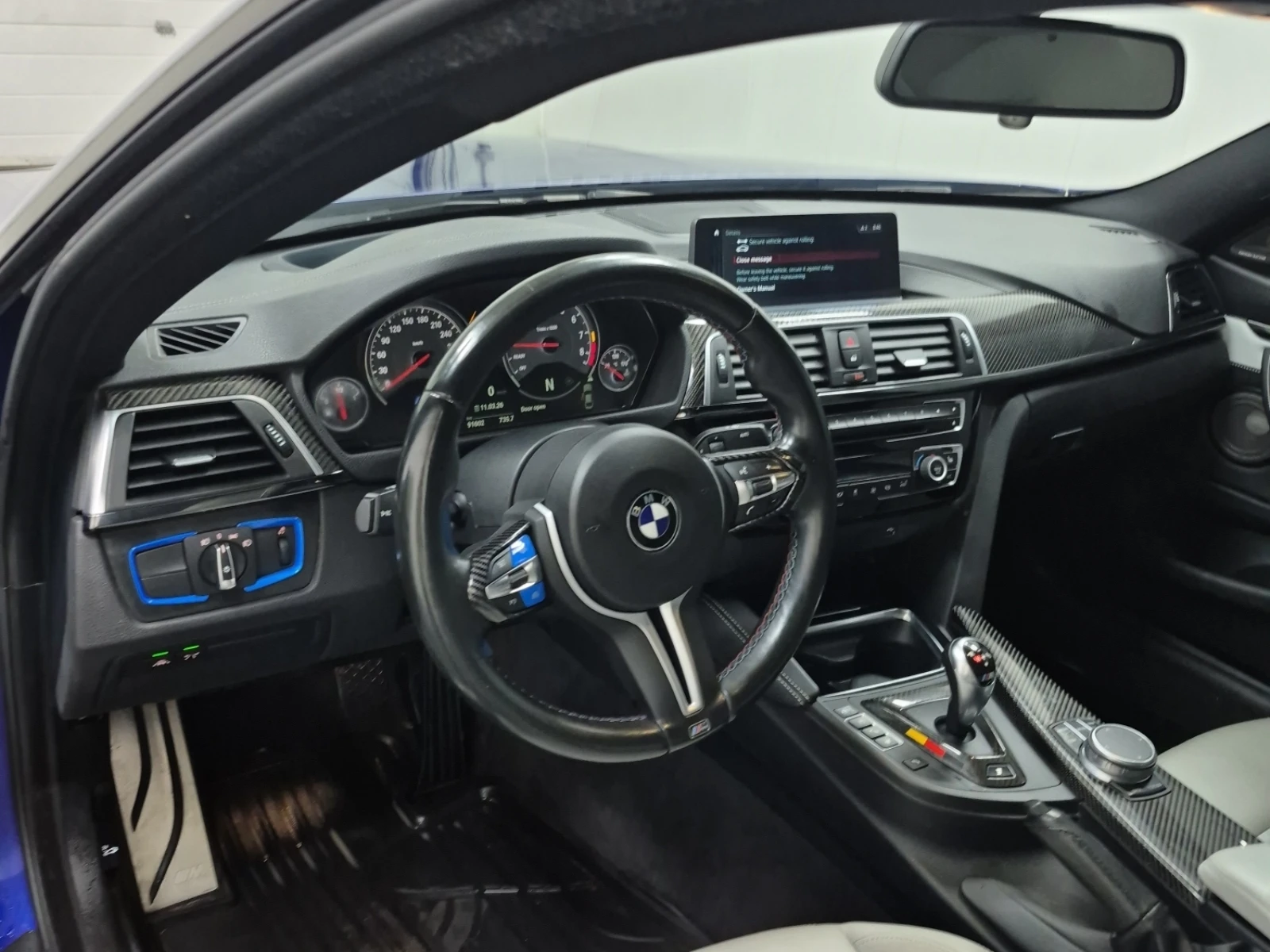 BMW M4 CARBON/DCT, снимка 10 - Автомобили и джипове - 53810861