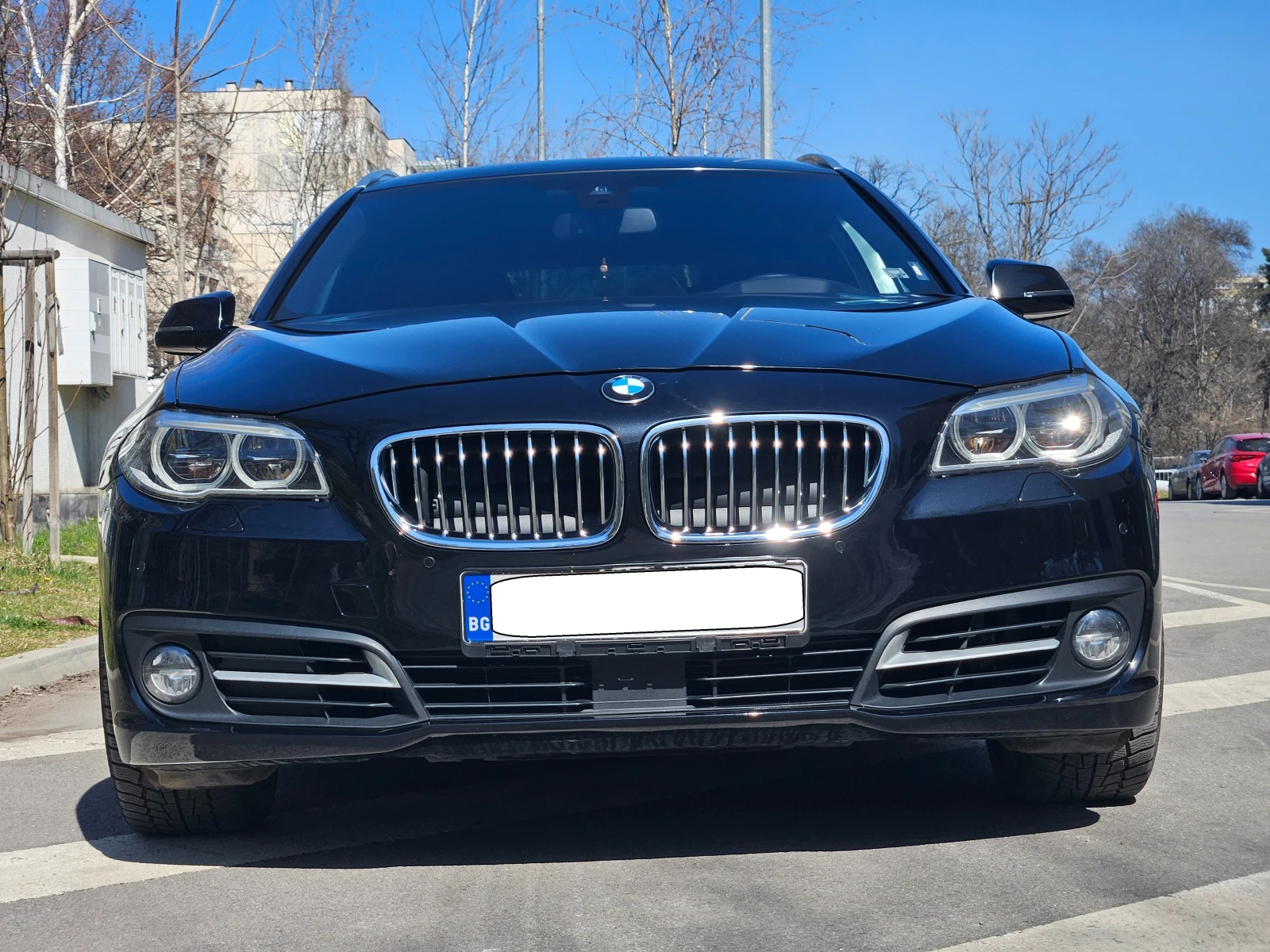 BMW 530 xd/LED/FACE, снимка 2 - Автомобили и джипове - 53845138
