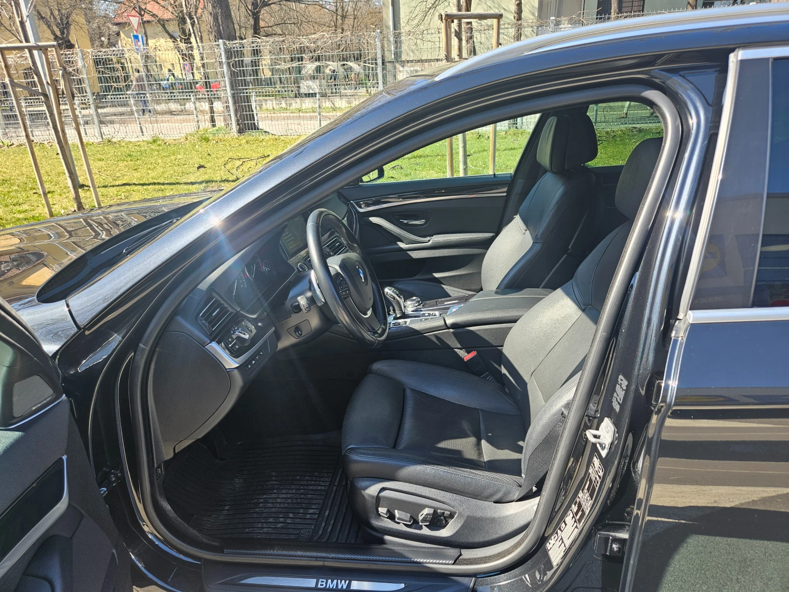 BMW 530 xd/LED/FACE, снимка 6 - Автомобили и джипове - 53845138