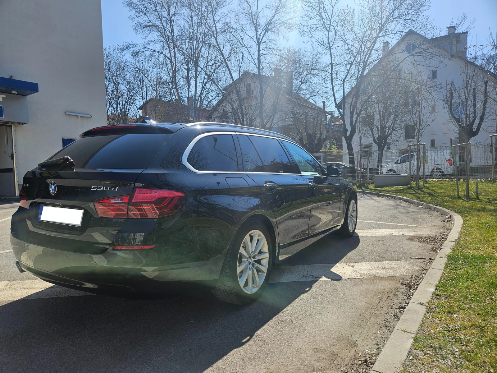 BMW 530 xd/LED/FACE, снимка 5 - Автомобили и джипове - 53845138