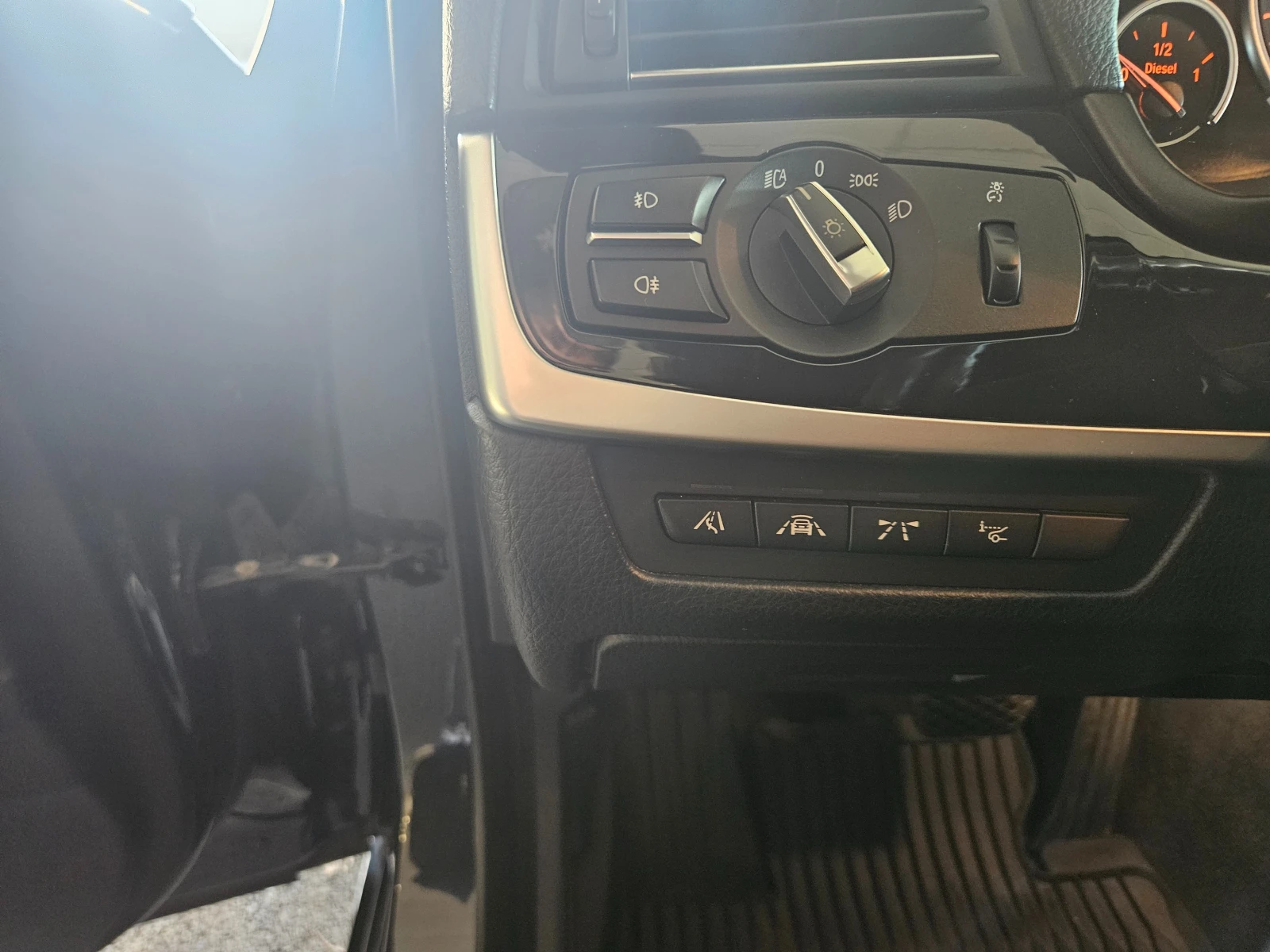 BMW 530 xd/LED/FACE, снимка 9 - Автомобили и джипове - 53845138