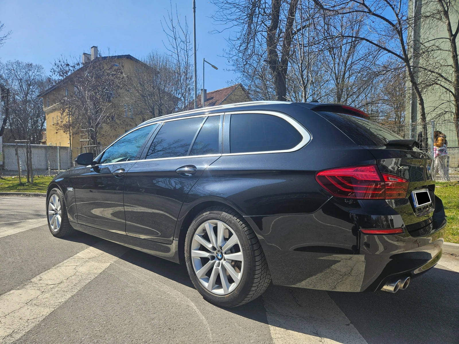 BMW 530 xd/LED/FACE, снимка 3 - Автомобили и джипове - 53845138