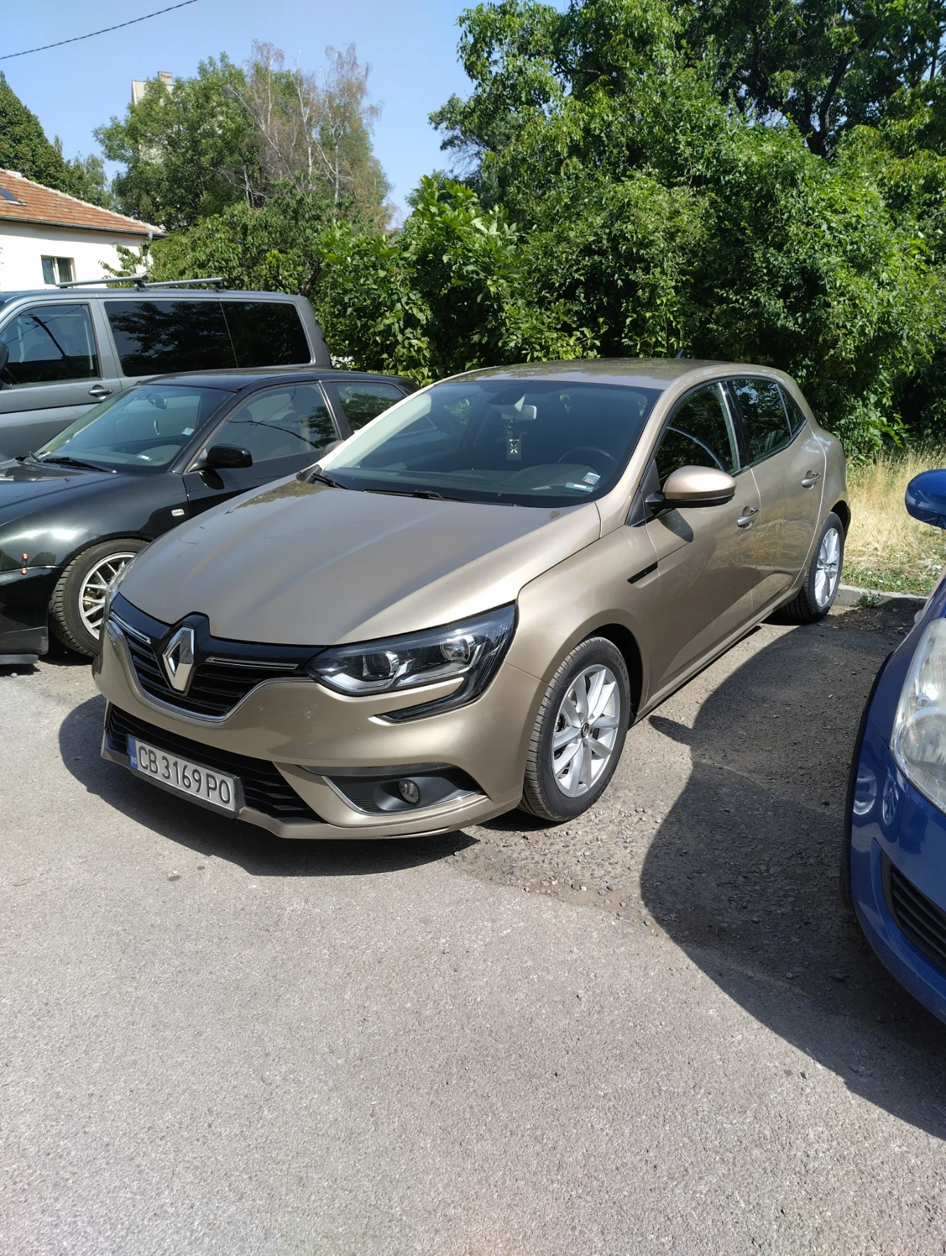 Renault Megane 1.6 SCe, снимка 3 - Автомобили и джипове - 54656864