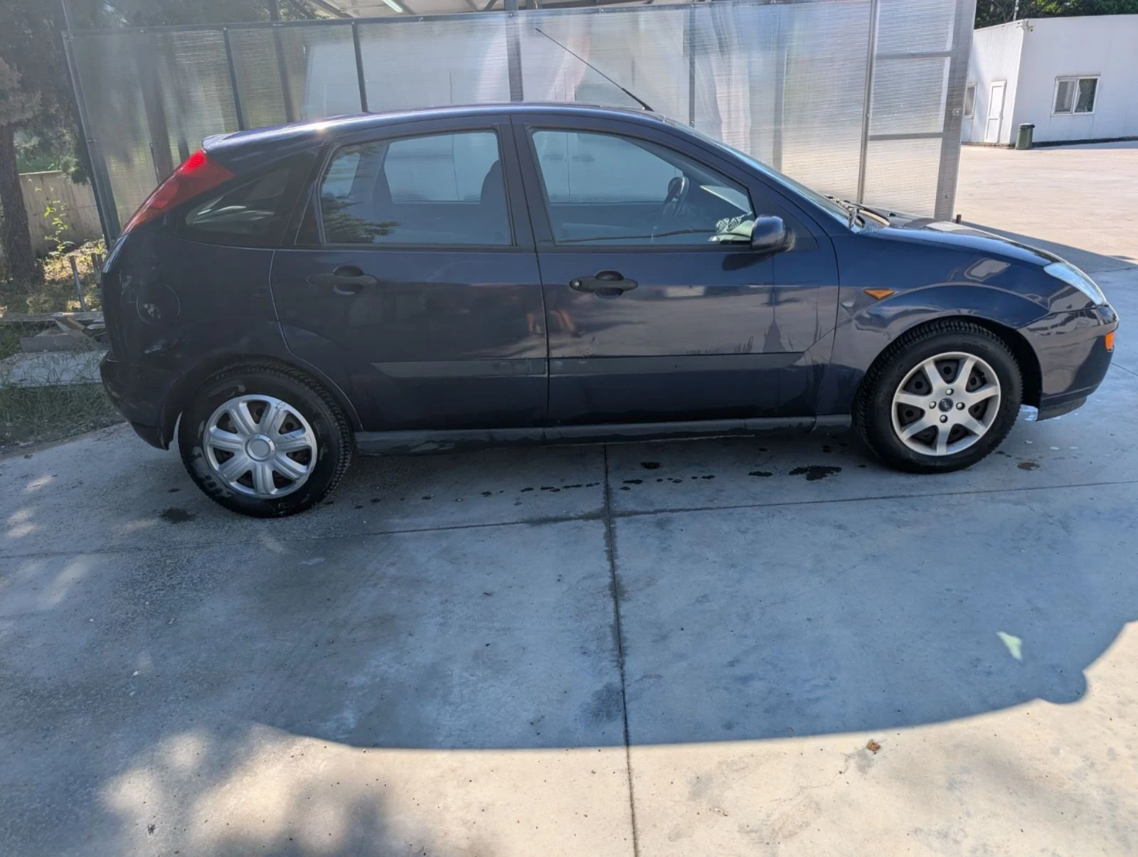 Ford Focus 1.6i 101кс., снимка 6 - Автомобили и джипове - 54670720