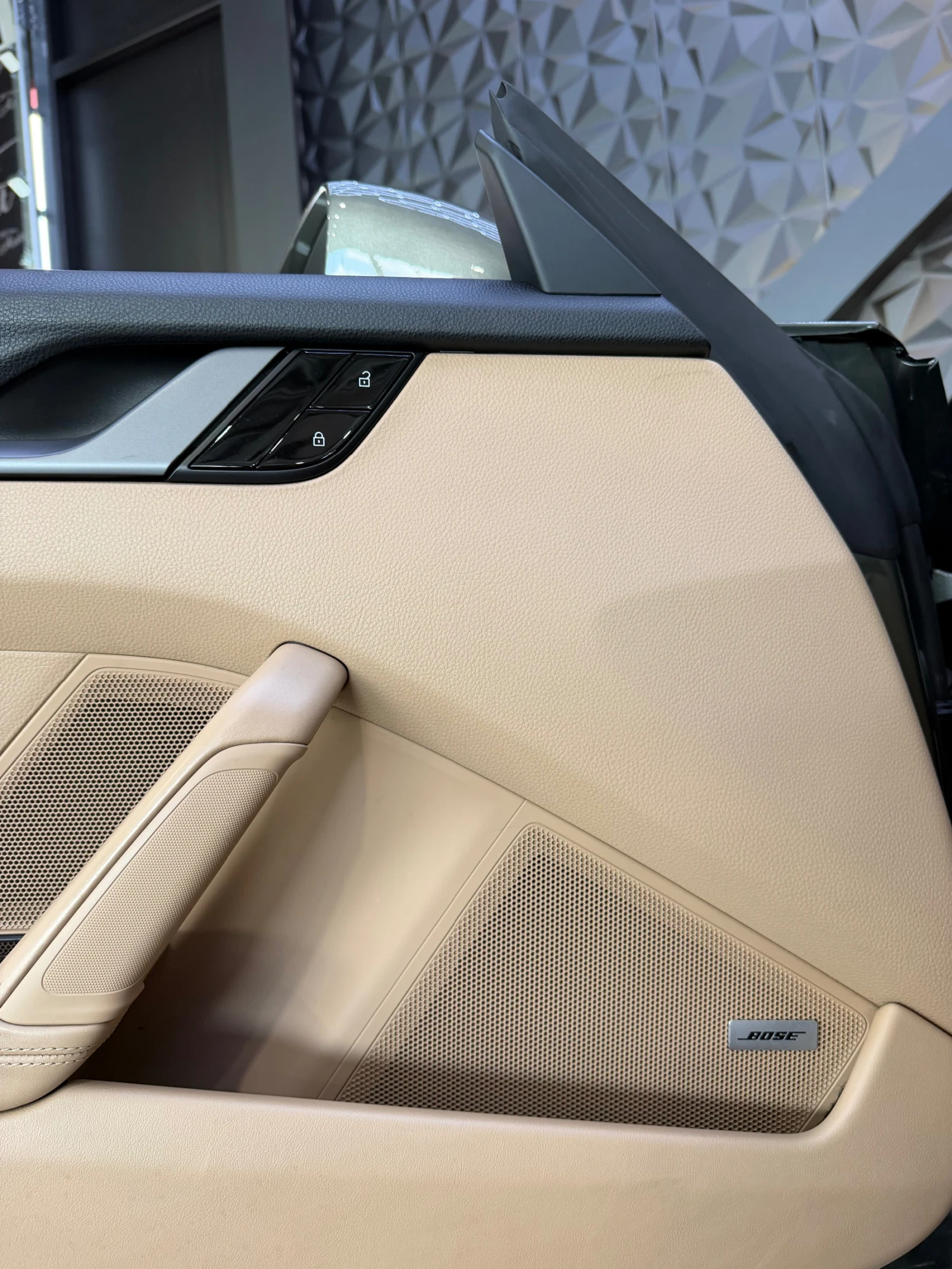 Porsche Carrera 911 * КАБРИО * BOSE * , снимка 10 - Автомобили и джипове - 54730589