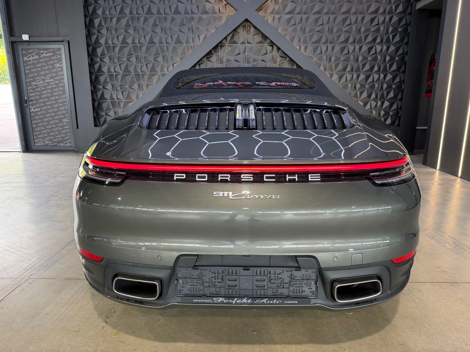 Porsche Carrera 911 * КАБРИО * BOSE * , снимка 4 - Автомобили и джипове - 54730589