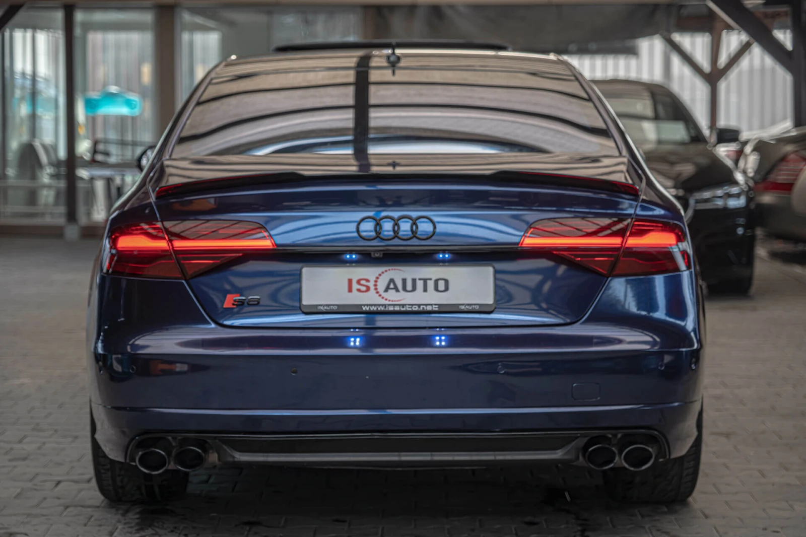 Audi S8 Matrix/Bose/Обдухване/Quattro/Алкантар, снимка 5 - Автомобили и джипове - 55341052