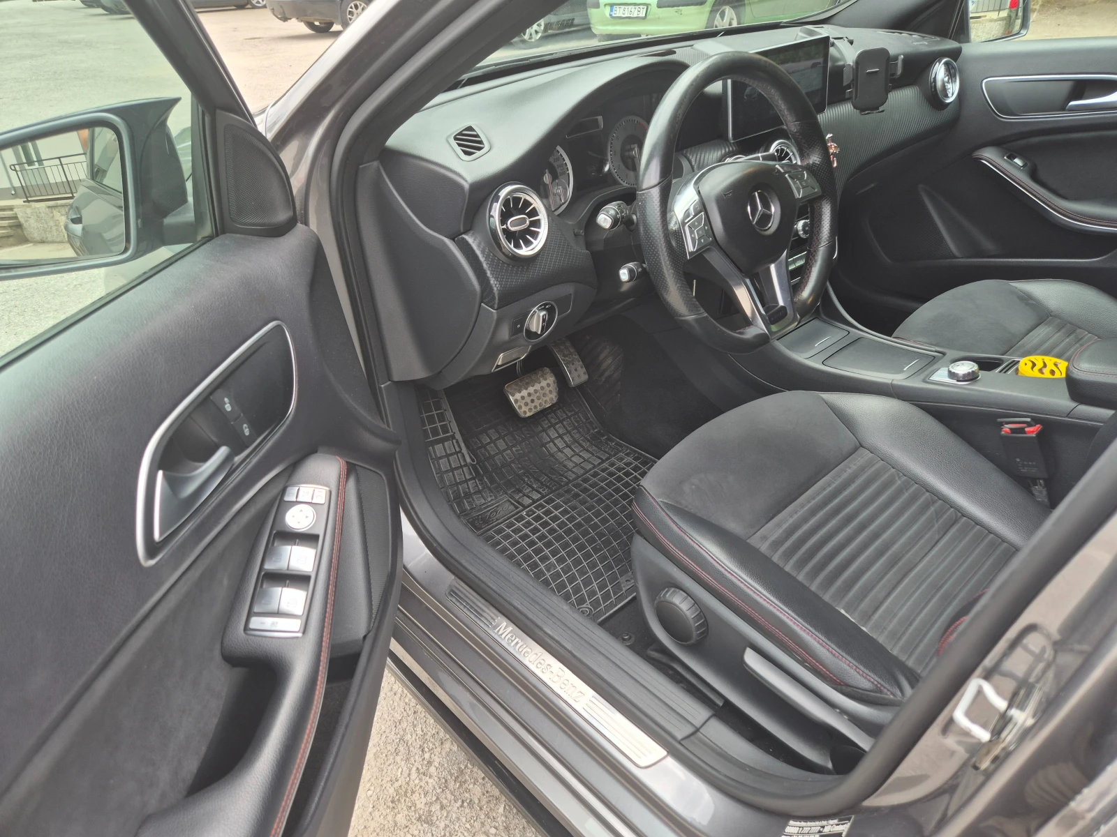 Mercedes-Benz A 180, снимка 6 - Автомобили и джипове - 56120365