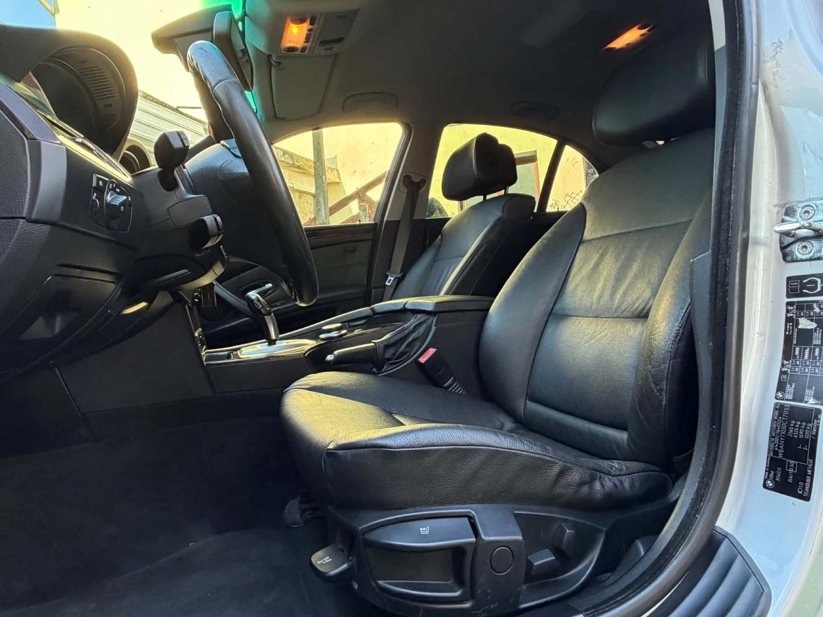 BMW 530 530xd, снимка 9 - Автомобили и джипове - 55432316