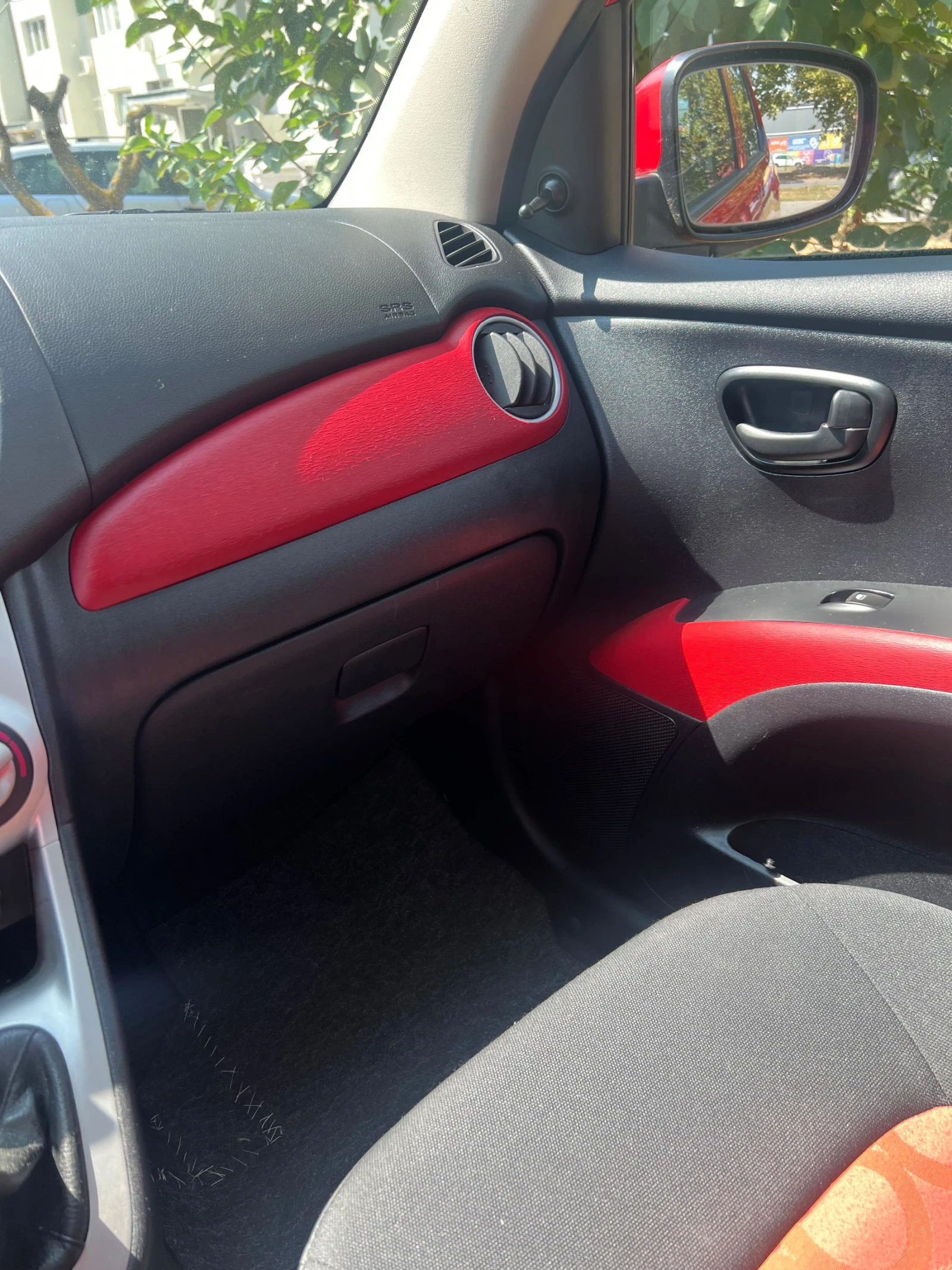 Hyundai I10, снимка 15 - Автомобили и джипове - 55602654