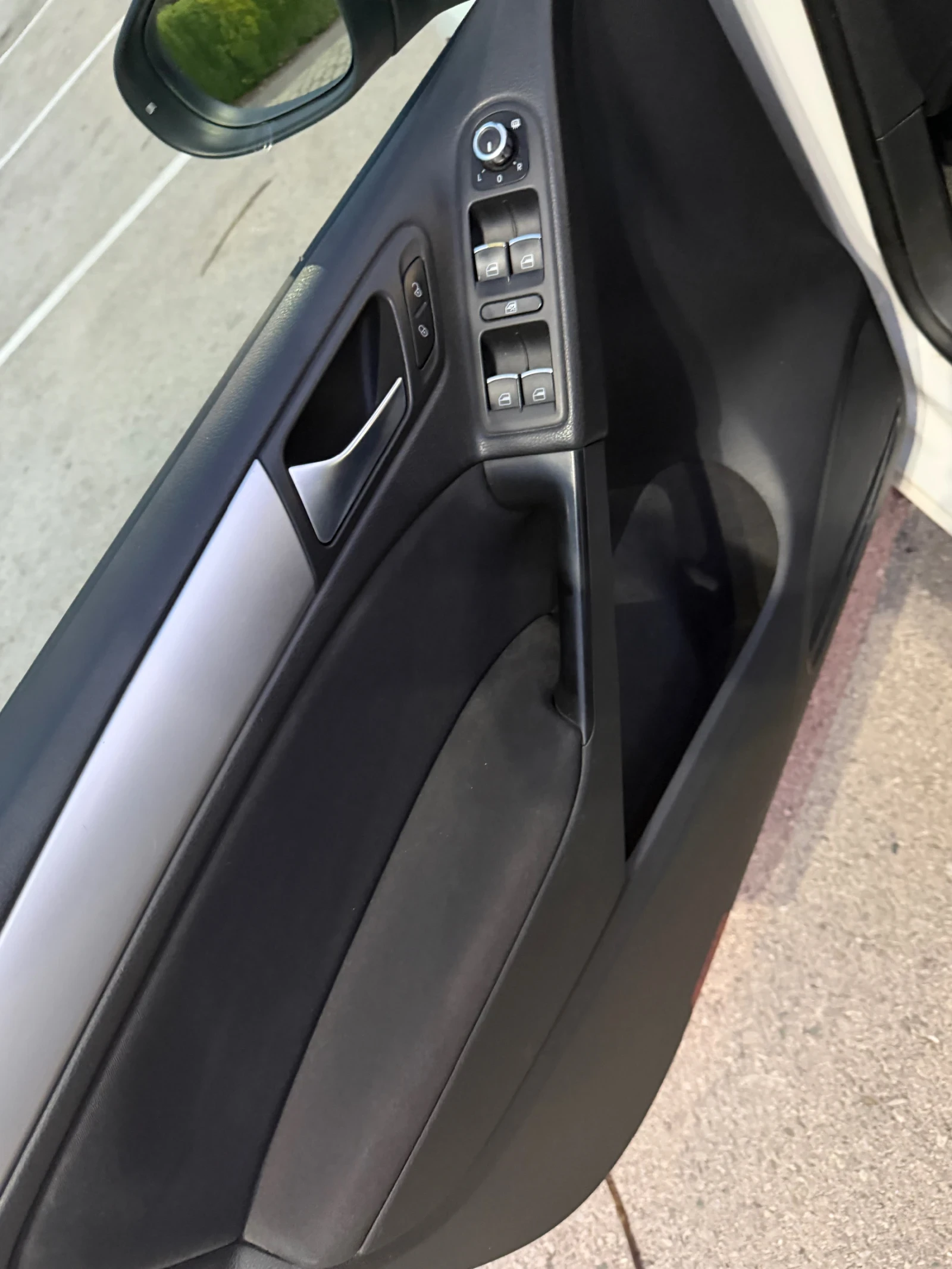 VW Golf 6 Facelift , снимка 17 - Автомобили и джипове - 55631797