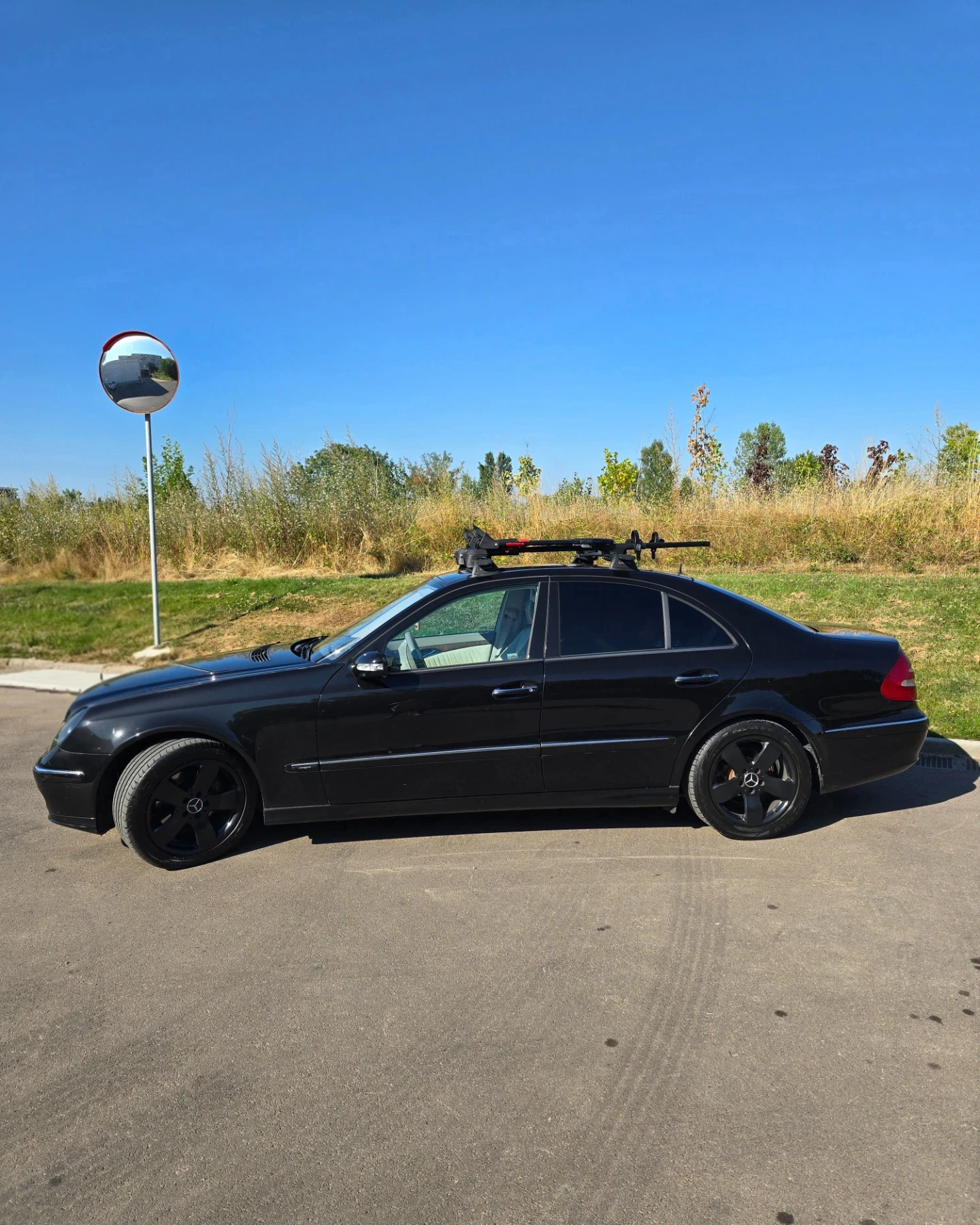 Mercedes-Benz E 320, снимка 15 - Автомобили и джипове - 55676132